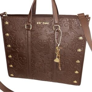 BETSEY JOHNSON XL BROWN SKULLS & ROSES TOTE GOLD SKULL STUDS DOUBLE HANDLE NWT